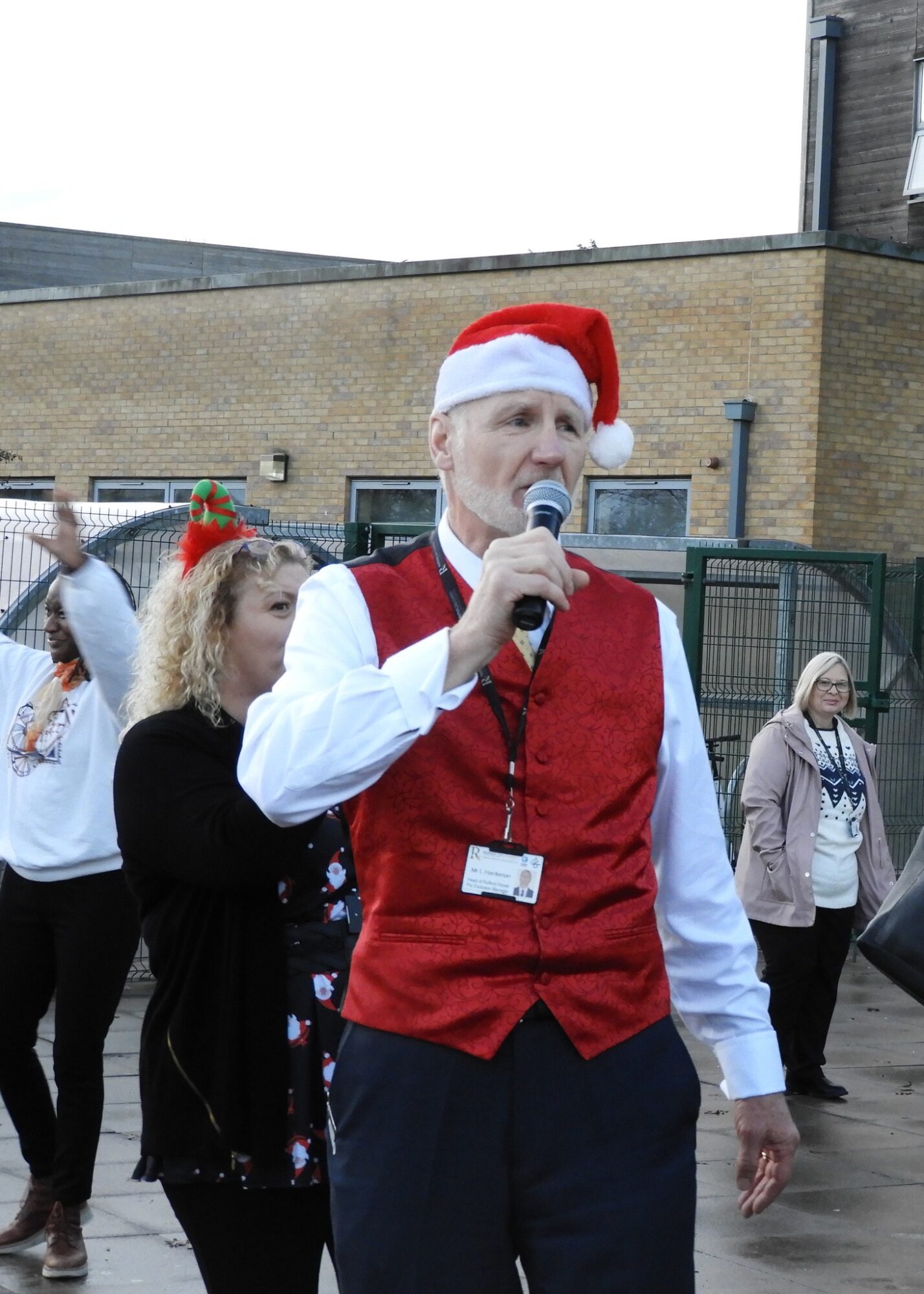 Last day Christmas extravaganza Retford Oaks Academy