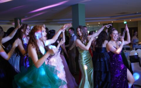 Students sparkle at year 11 prom